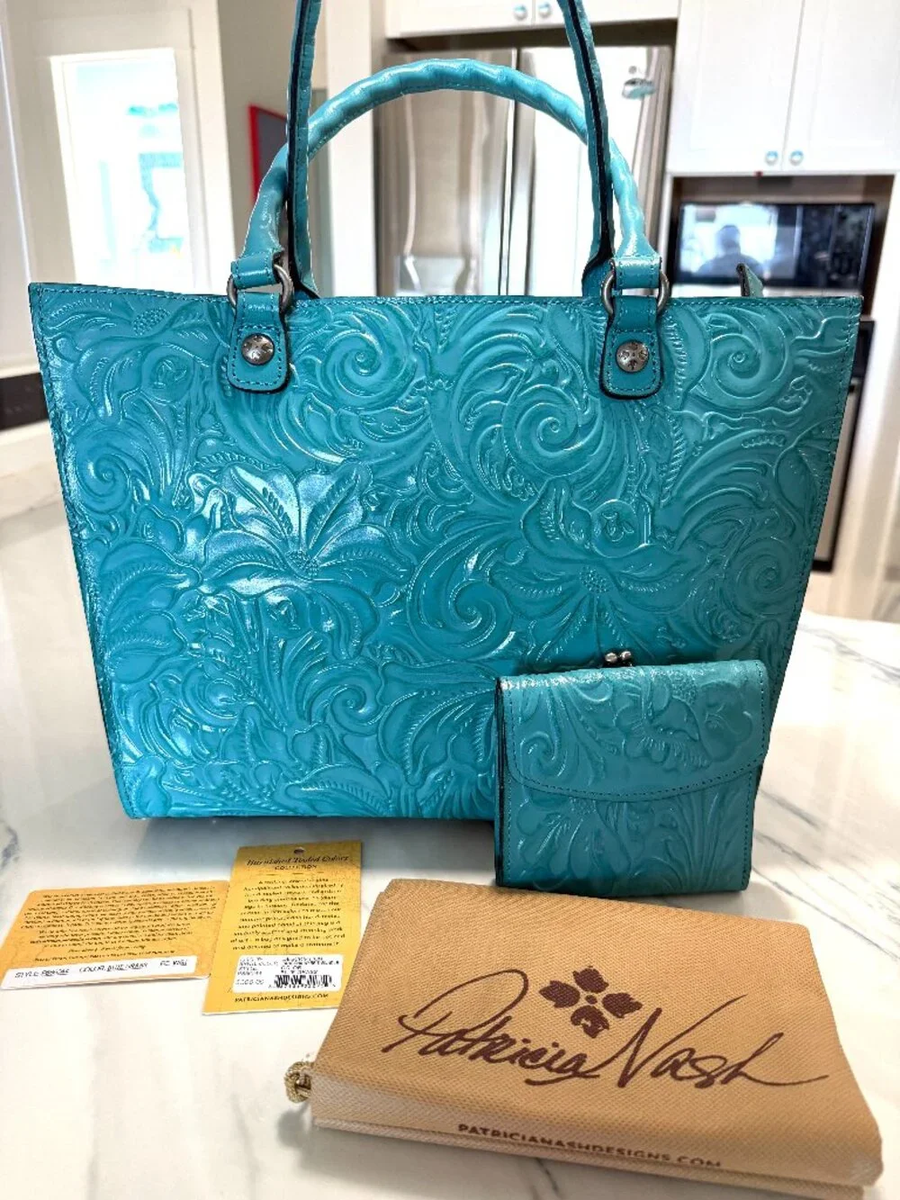 NWT Patricia Nash Bundle: Zancona Tote & Reiti Wallet – Turquoise/Blue Grass - Picture 1 of 8